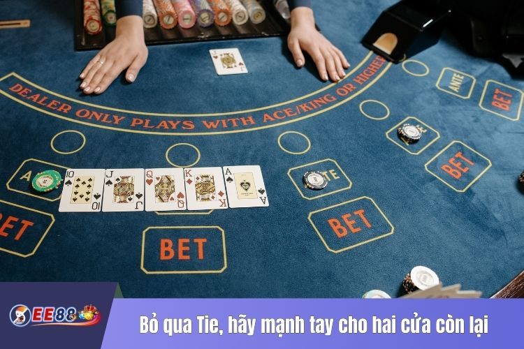 Bỏ qua Tie, hãy mạnh tay cho hai cửa còn lại